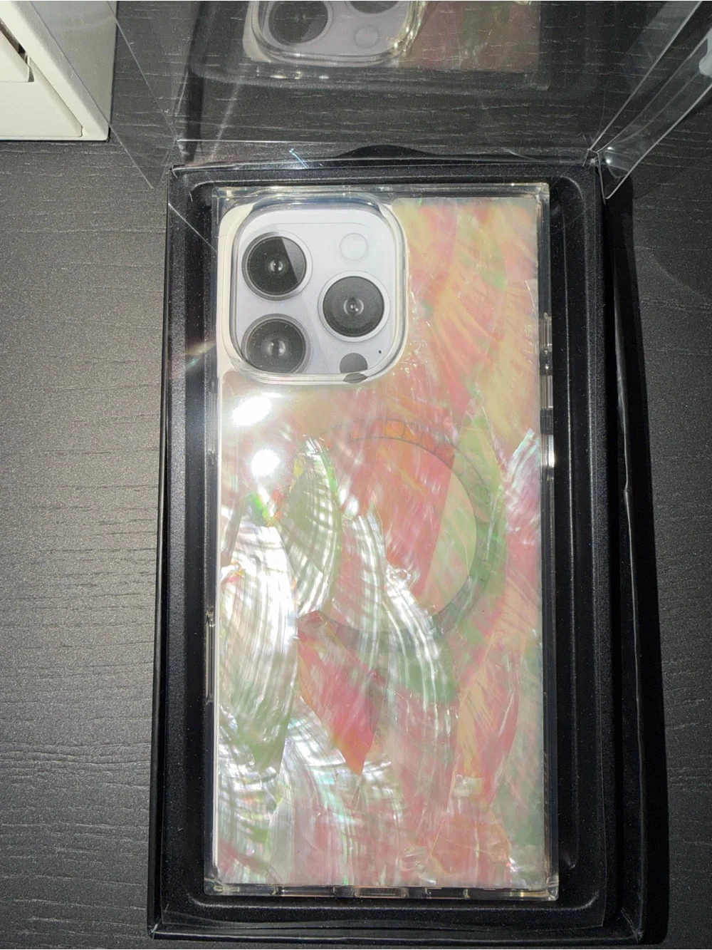Flaunt Iridescent Shell Case for iPhone 16 Pro Max - Pink & Green